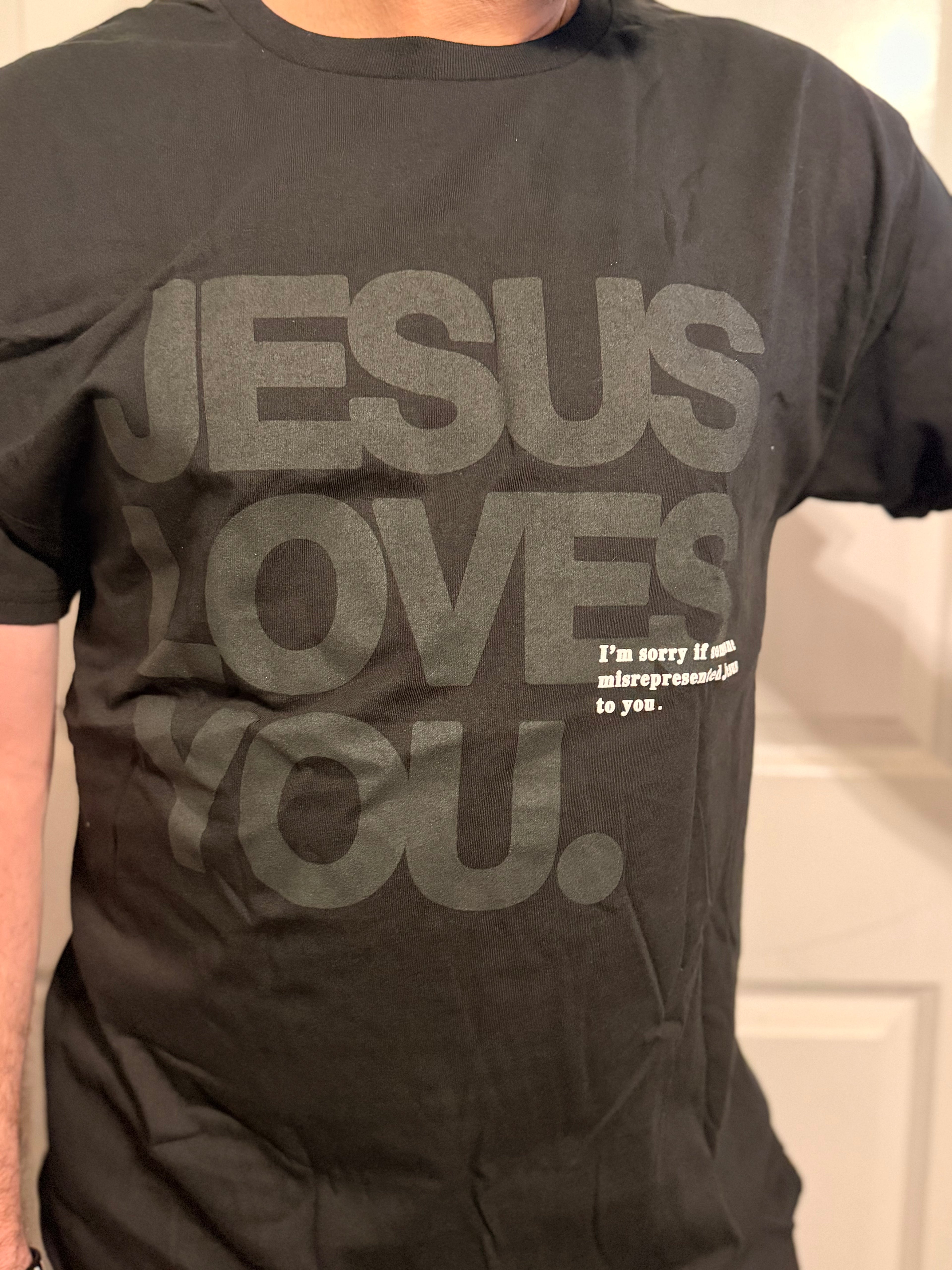 Monochrome “I’m Sorry” Tee￼