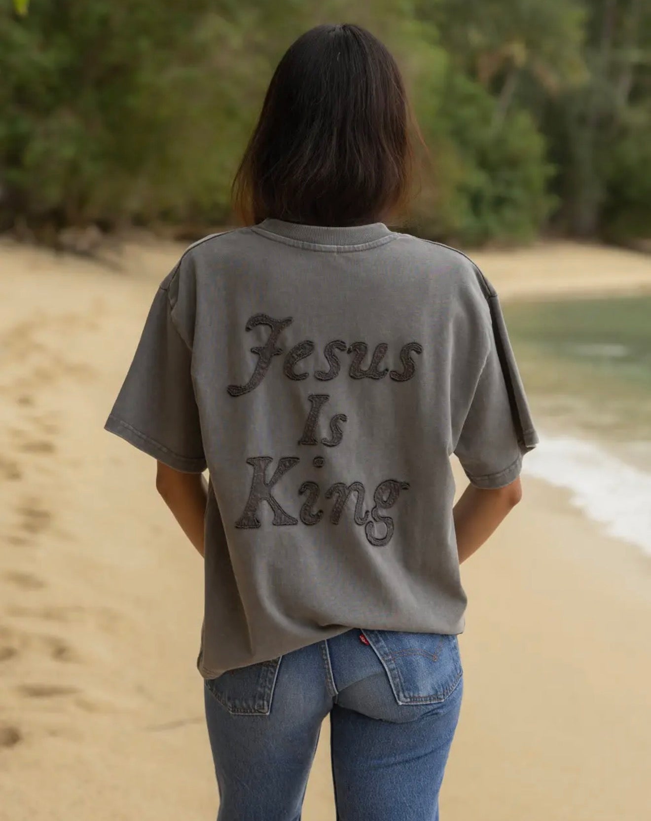 Jesus is King Heavyweight Tee